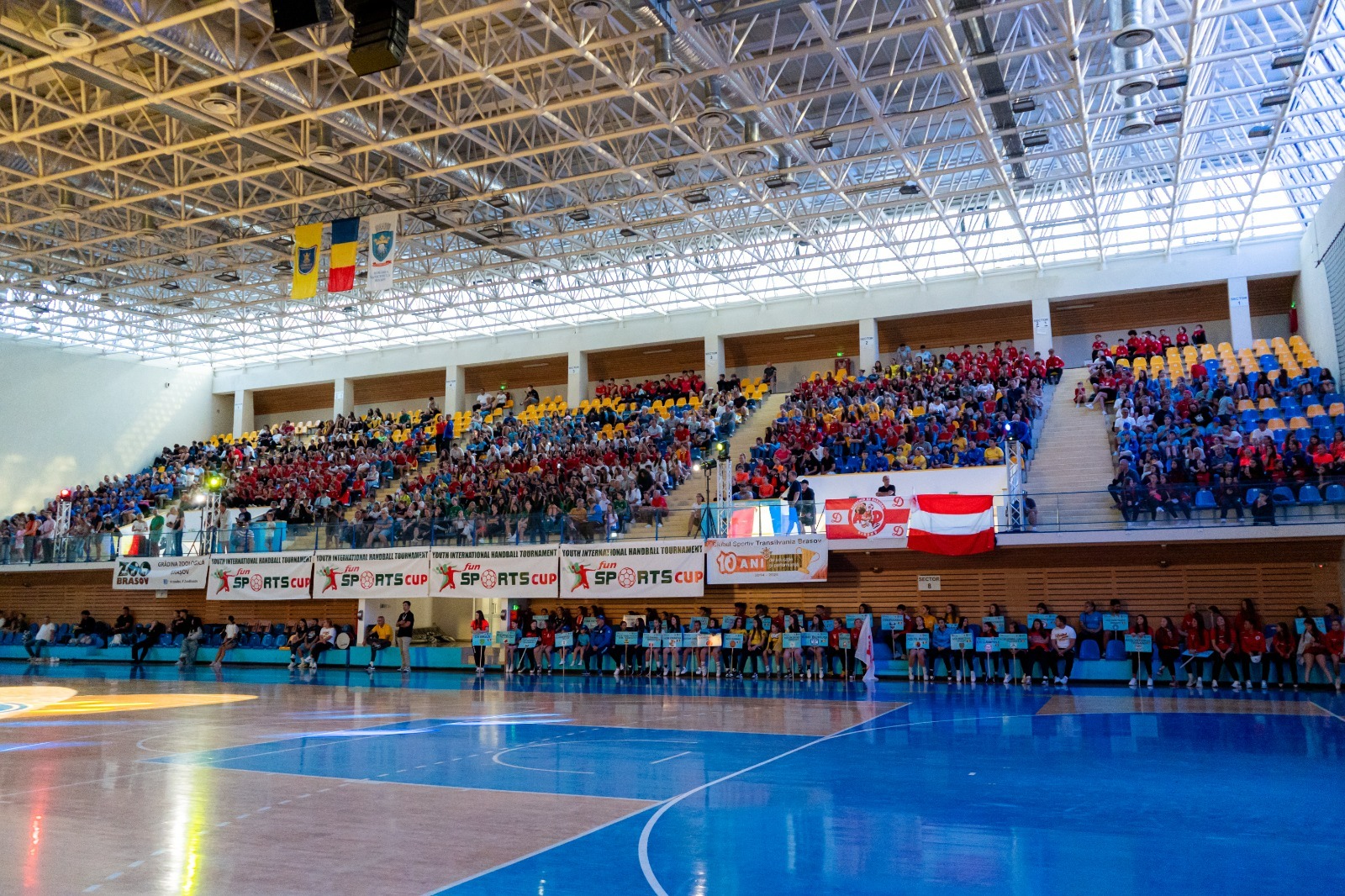 Pachete noi de cazare pentru echipele internaționale